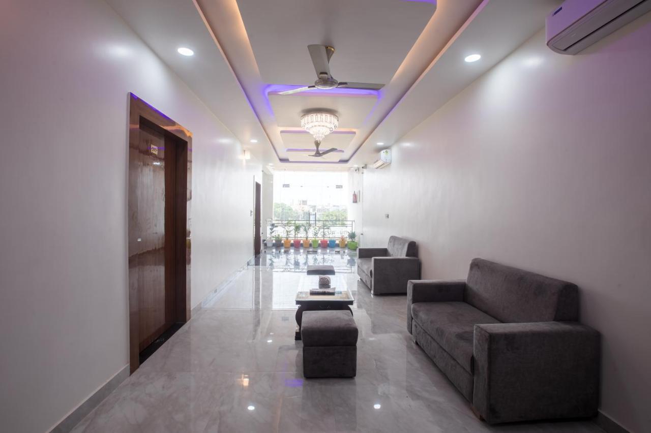 Hotel Madhav Residency Mathura Exterior foto